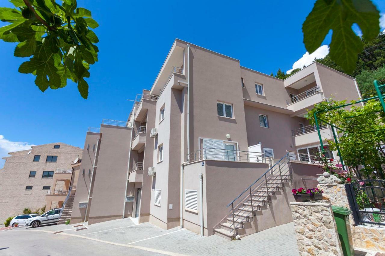 Apartments Dora Makarska Exterior photo