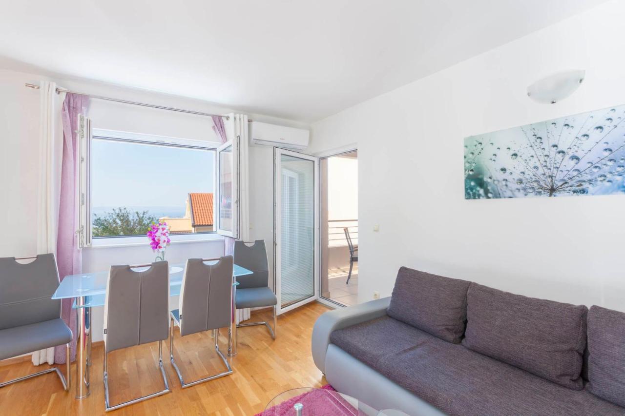 Apartments Dora Makarska Exterior photo